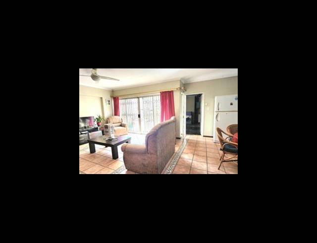 3 BEDROOM TOWNHOUSE FOR SALE IN ALBERTON NORTH